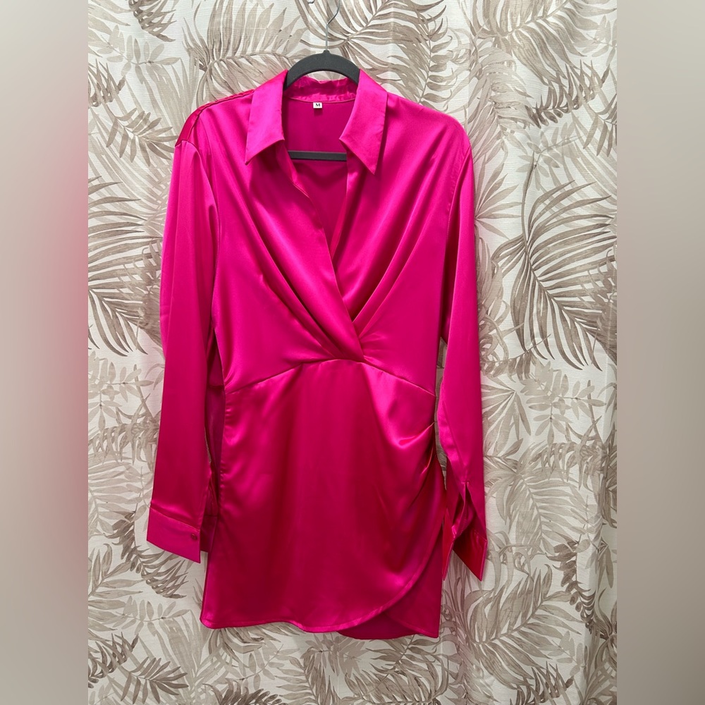 Barbie pink polyester dress!